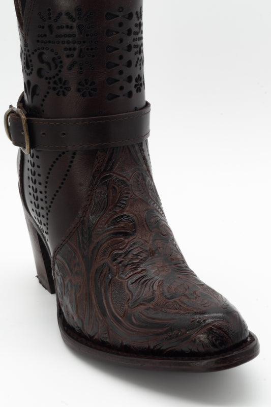 Anahí Grabado Chocolate