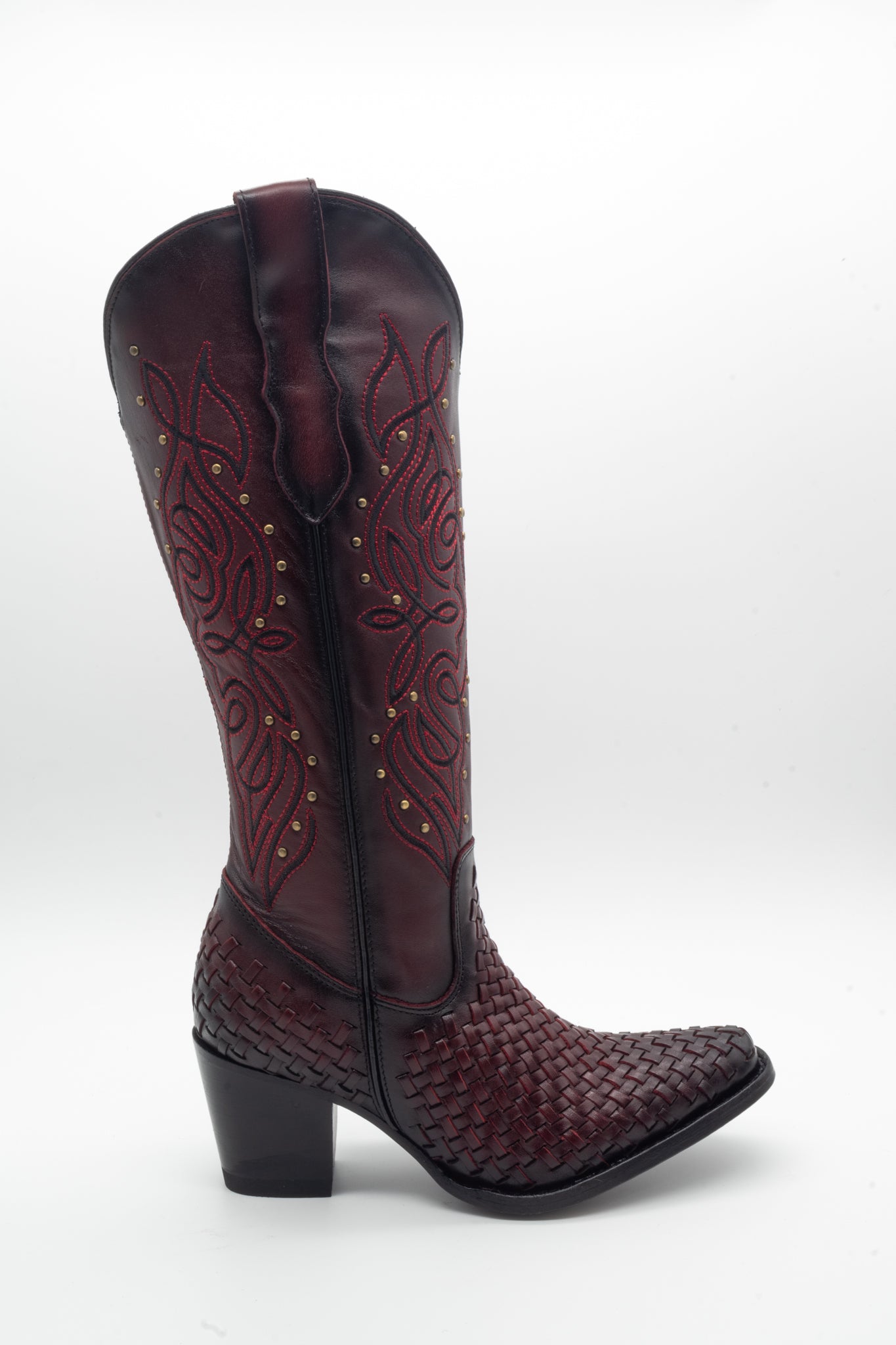 Aitana Black Cherry