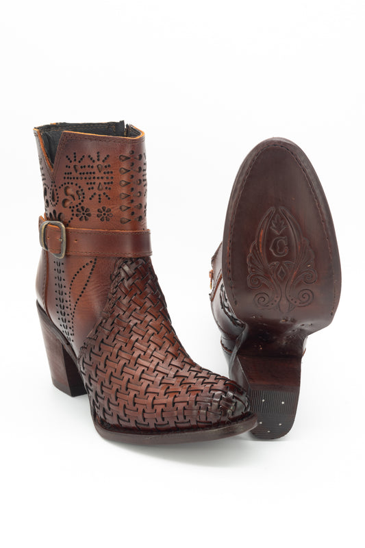 Luciana Petatillo Miel