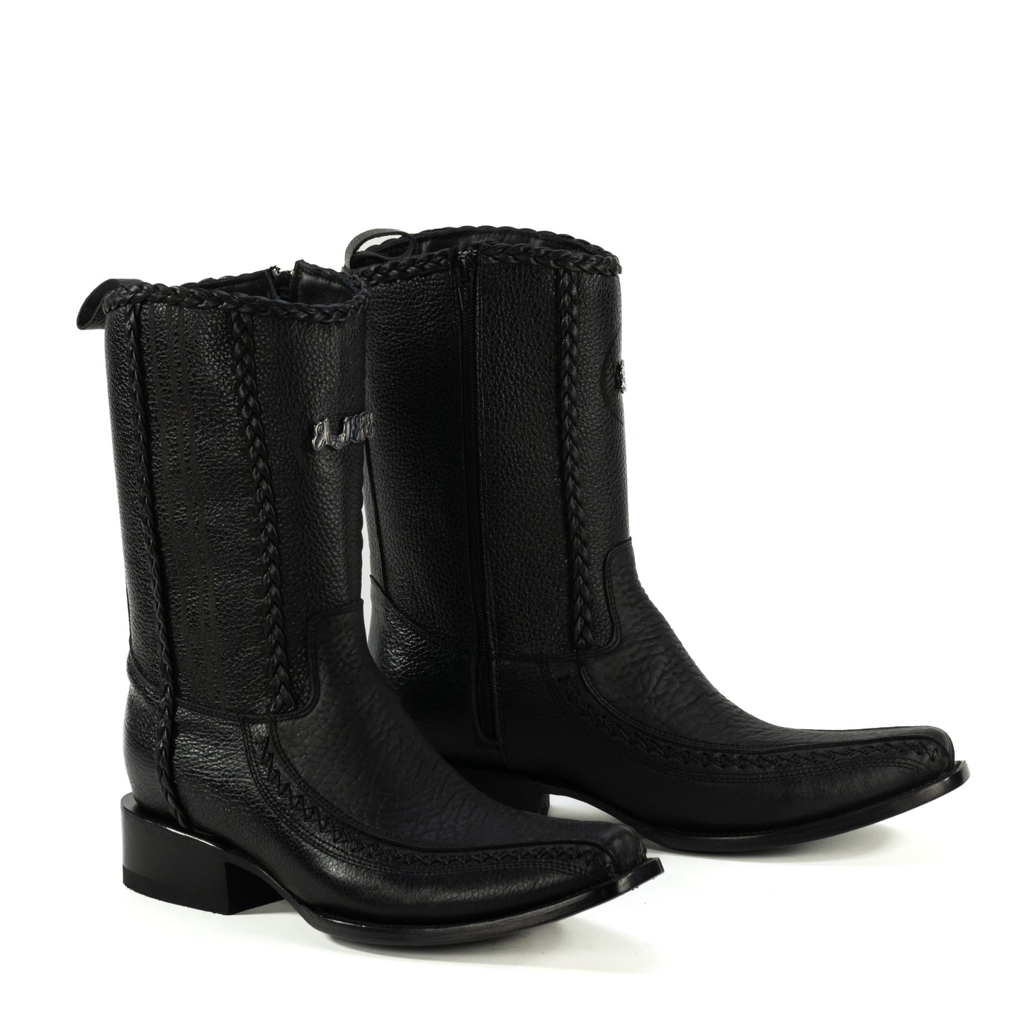 JEFE CUELLO DE TORO NEGRO